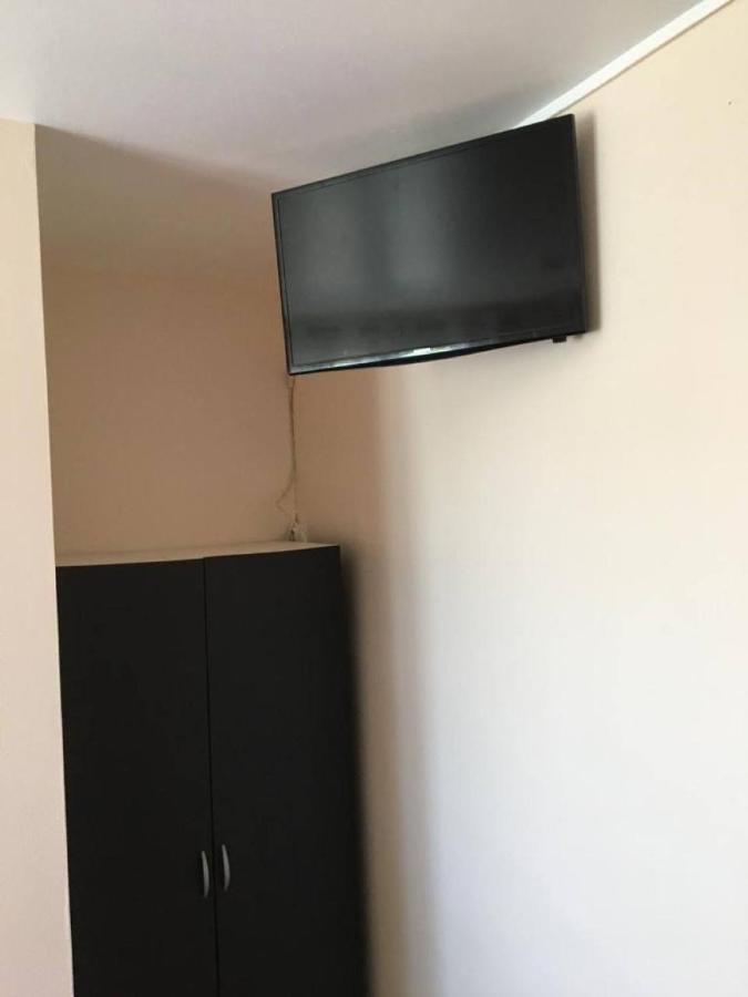 Hotel Les Rosiers La Rochelle  Bagian luar foto