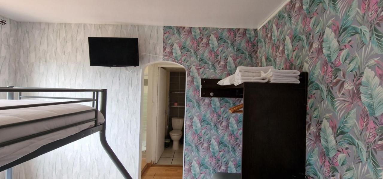 Hotel Les Rosiers La Rochelle  Bagian luar foto