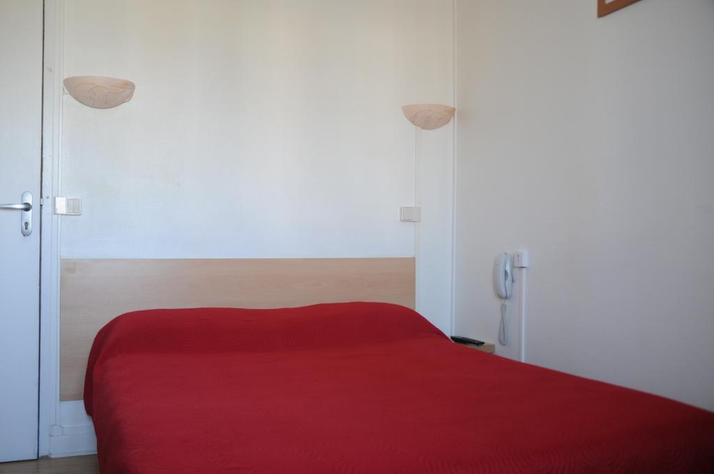 Hotel Les Rosiers La Rochelle  Bagian luar foto